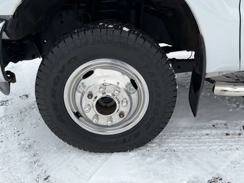 Used 2016 Ford F350 XL w/ Power Equipment Group image 17