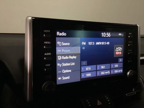 Used 2021 Toyota RAV4 XSE AWD/4WD image 11