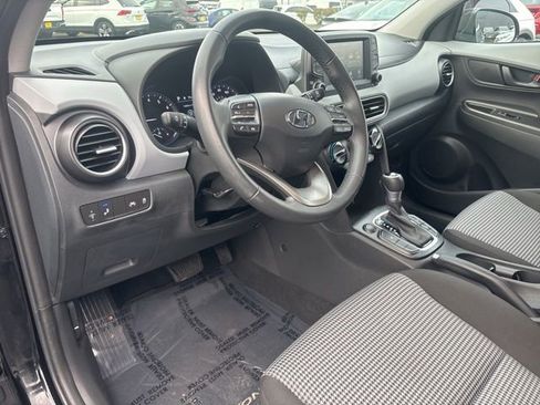 Used 2020 Hyundai Kona SEL w/ Cargo Package image 21
