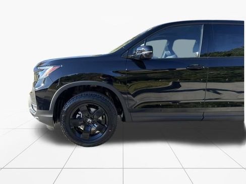 New 2026 Honda Ridgeline Black Edition image 10