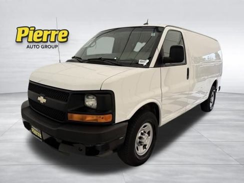 Used 2015 Chevrolet Express 2500 image 1