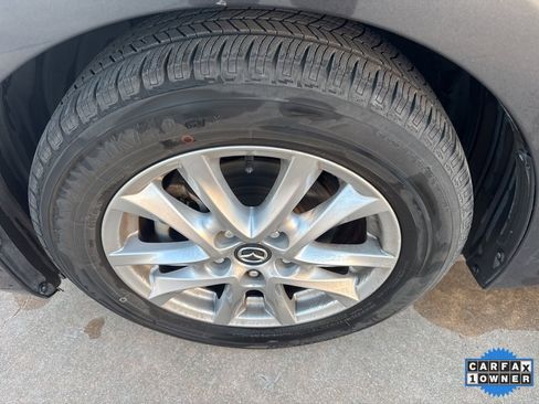 Used 2016 MAZDA MAZDA3 i Grand Touring image 34