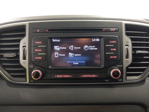 Used 2018 Kia Sportage LX image 25