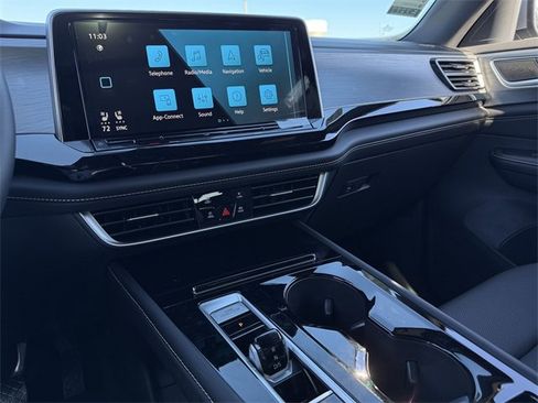 New 2026 Volkswagen Atlas Cross Sport SE image 12