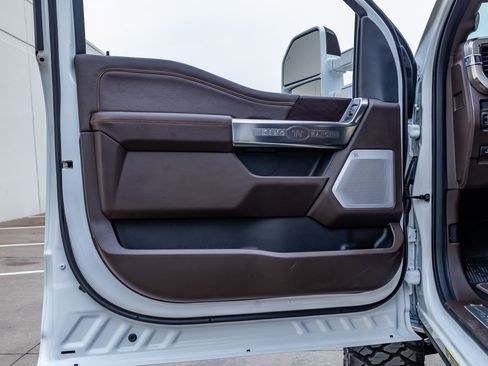 Used 2026 Ford F450 King Ranch w/ Chrome Package image 35