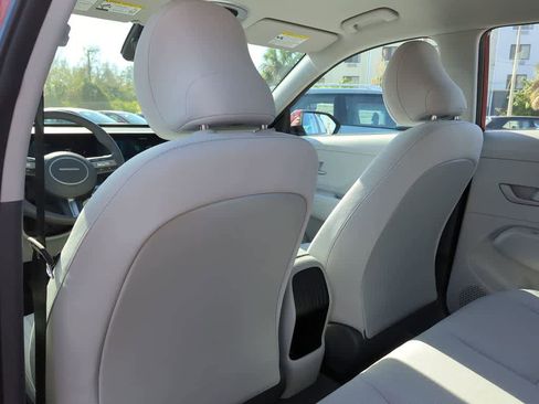 New 2026 Hyundai Kona SE FWD image 19