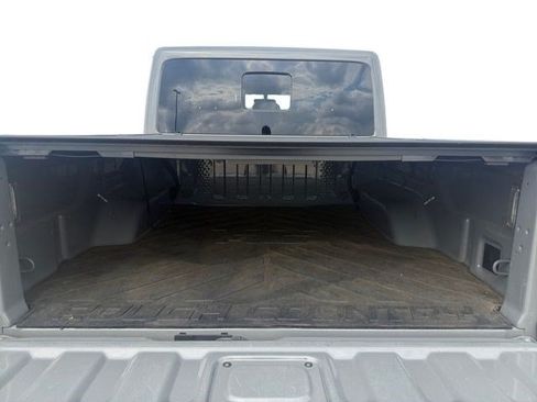 Used 2021 Jeep Gladiator Rubicon AWD/4WD image 18