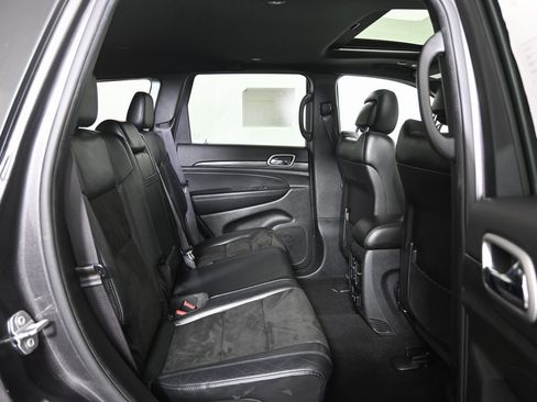 Used 2021 Jeep Grand Cherokee Laredo X image 15