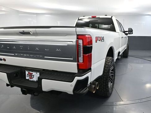 Used 2024 Ford F350 Platinum AWD/4WD image 7