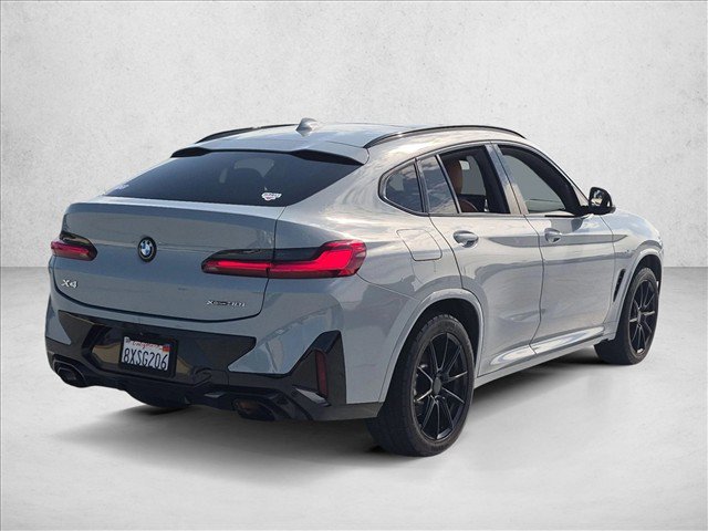 Used 2022 BMW X4 xDrive30i w/ M Sport Package AWD/4WD image 5