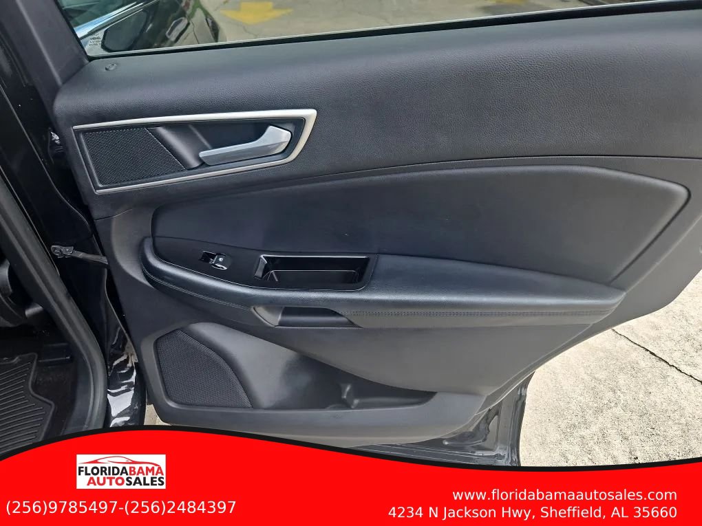 Used 2019 Ford Edge SEL w/ Equipment Group 201A FWD image 7