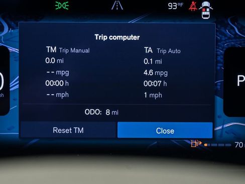 New 2026 Volvo V60 B5 Cross Country Plus w/ Protection Package Premier image 12