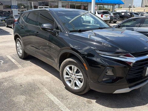 Used 2021 Chevrolet Blazer LT FWD image 4