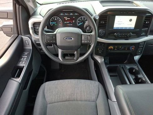 Used 2022 Ford F150 XLT w/ Trailer Tow Package image 11