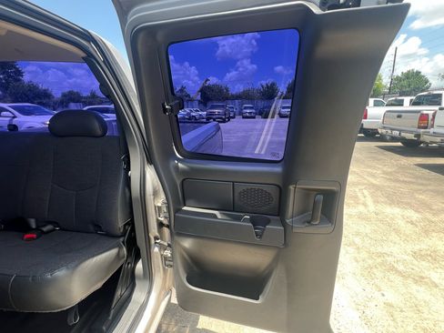 Used 2005 GMC Sierra 1500 W/T image 23