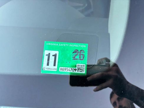 Used 2012 Nissan Pathfinder S image 34