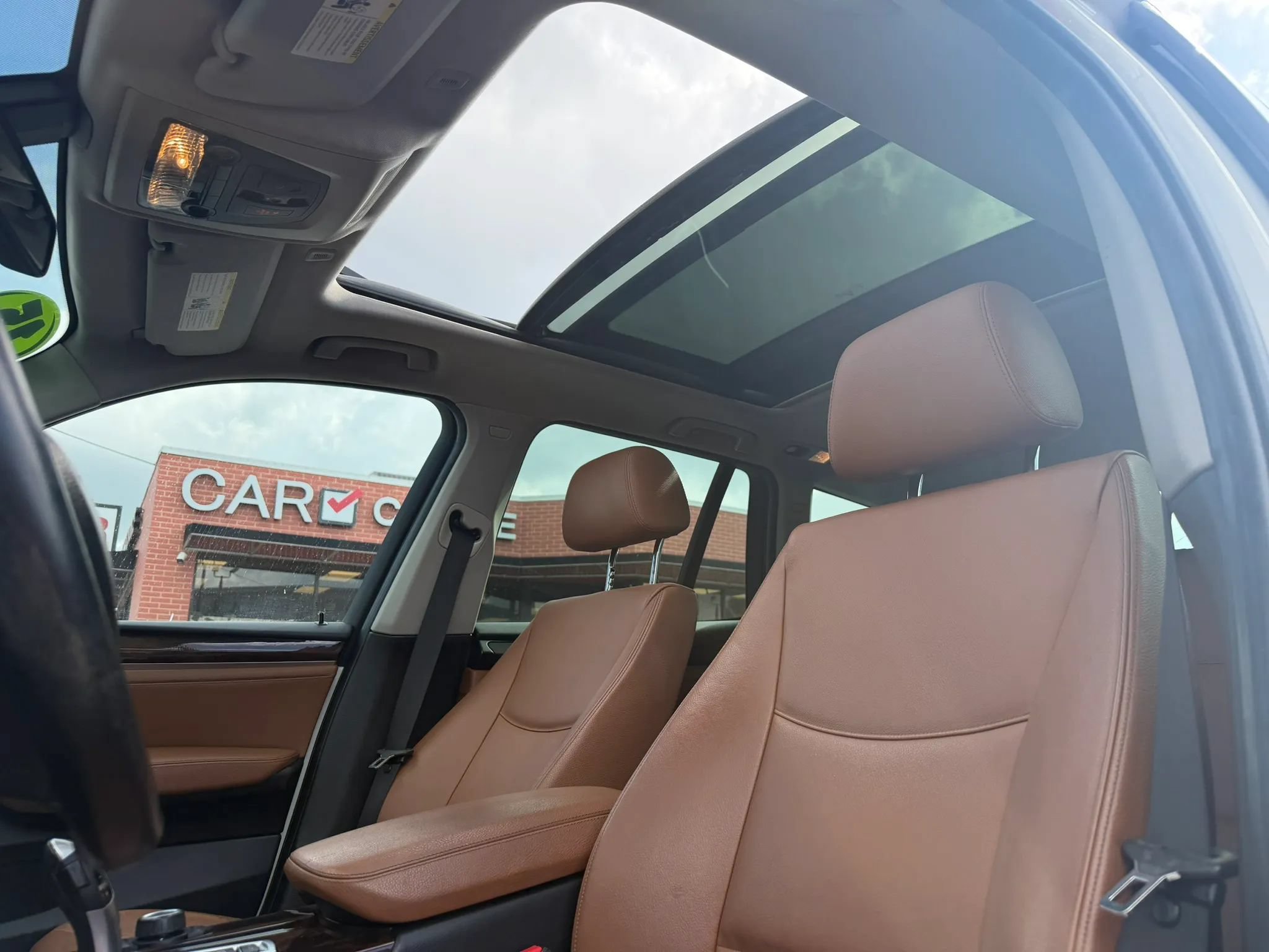 Used 2015 BMW X3 sDrive28i RWD image 9