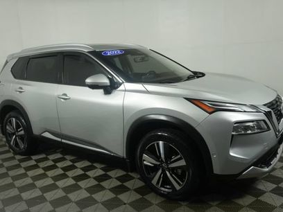 Used 2022 Nissan Rogue Platinum w/ Head-Up Display Package