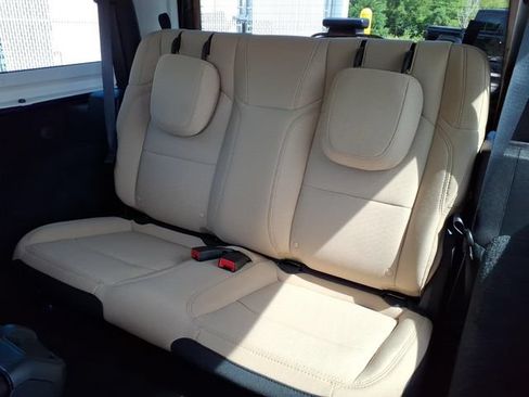 Certified 2023 Jeep Wrangler Sport AWD/4WD image 11