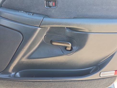 Used 2001 Chevrolet Silverado 2500 LS w/ Off-Road Skid Plate Pkg image 20