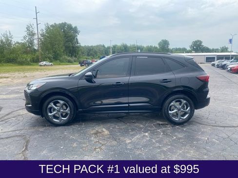 Used 2023 Ford Escape ST-Line Select w/ Tech Pack #1 AWD/4WD image 2
