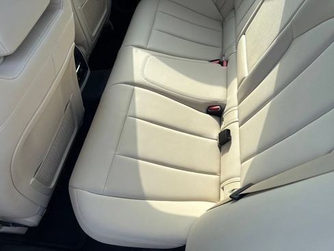 Used 2019 BMW 330i Sedan RWD image 11