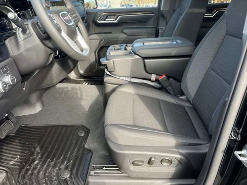 New 2026 GMC Sierra 1500 Elevation image 16