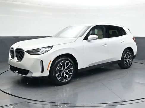 Used 2026 BMW X3 xDrive30 w/ Premium Package image 9