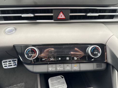 New 2026 Hyundai Elantra Sport FWD image 19