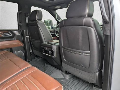 Used 2024 GMC Sierra 2500 Denali Ultimate AWD/4WD image 30
