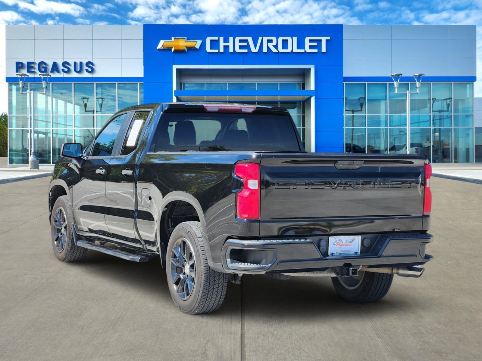 Certified 2020 Chevrolet Silverado 1500 Custom w/ Custom Value Package RWD image 6