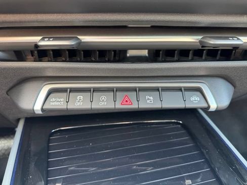 New 2026 Audi Q3 quattro 2.0T AWD/4WD image 18