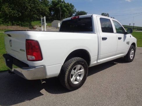 Used 2022 RAM 1500 Classic SLT w/ Electronics Group AWD/4WD image 6