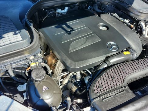 Certified 2022 Mercedes-Benz GLC 300 GLC 300 image 33