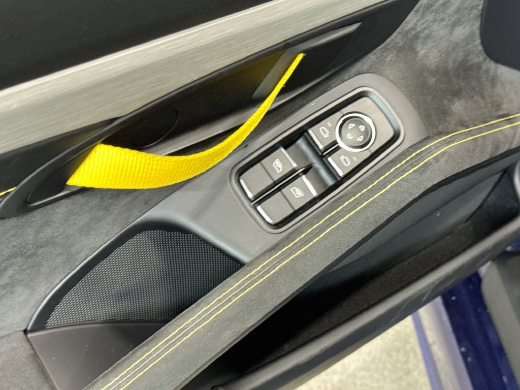 Used 2020 Porsche 718 Cayman GT4 RWD image 20