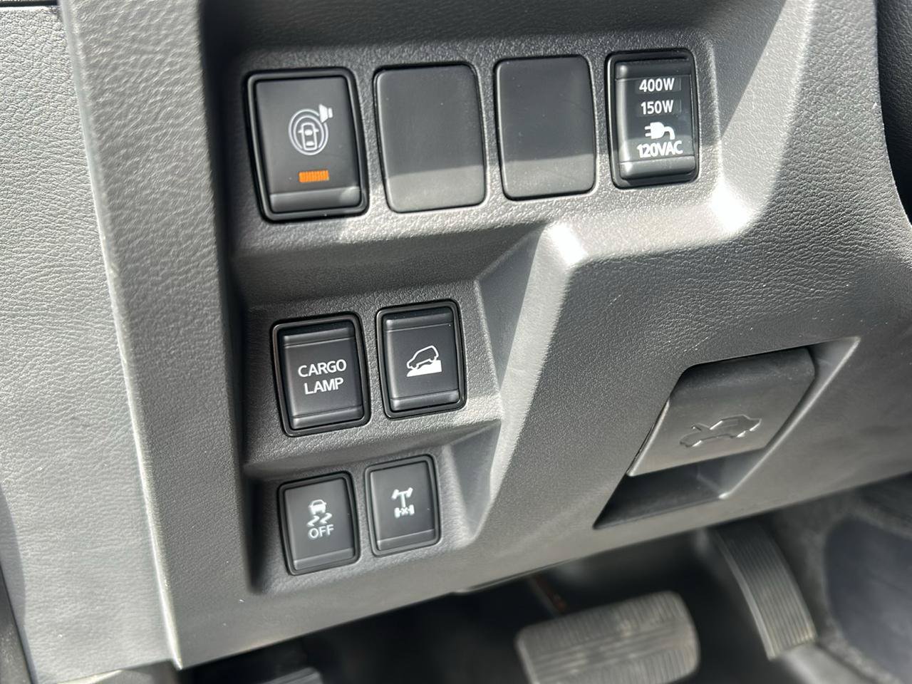 Used 2023 Nissan Frontier PRO-4X w/ Pro-4X Premium Package AWD/4WD image 17