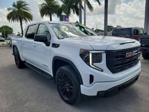 Used 2024 GMC Sierra 1500 Elevation AWD/4WD image 3