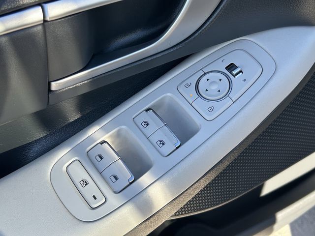 Used 2025 Hyundai Sonata SEL FWD image 23
