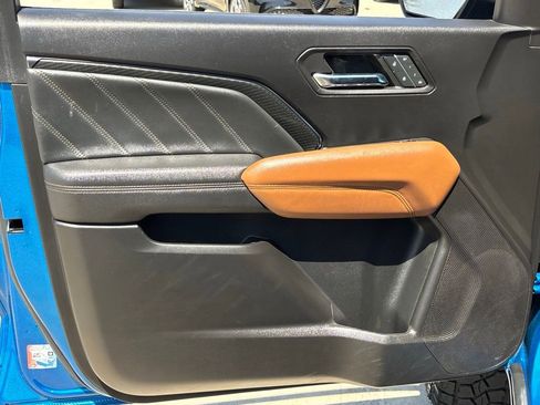 Used 2023 GMC Canyon AT4 w/ AT4 Premium Package AWD/4WD image 13