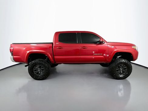 Used 2021 Toyota Tacoma SR5 RWD image 9