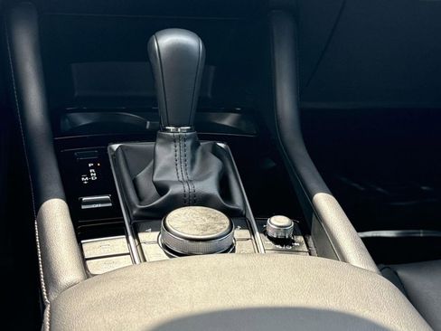 Certified 2025 MAZDA MAZDA3 s image 19