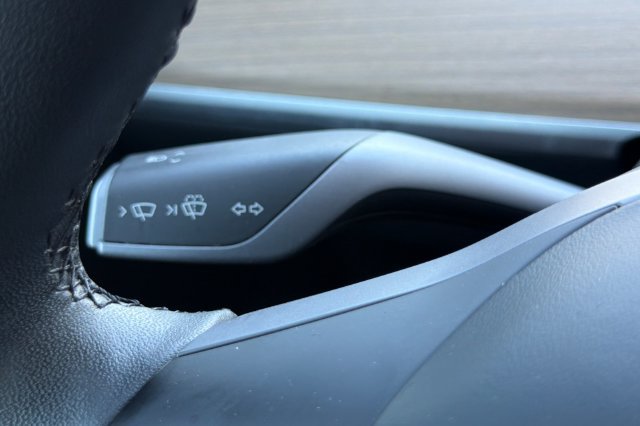 Used 2023 Tesla Model 3 Standard Range RWD image 31