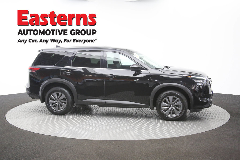 Used 2024 Nissan Pathfinder S AWD/4WD image 44