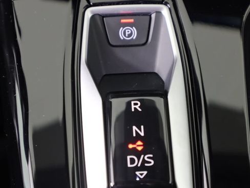 Certified 2025 Audi Q5 Premium w/ Premium Plus AWD/4WD image 20