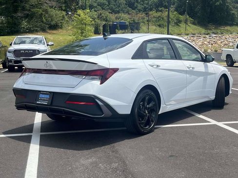 Certified 2026 Hyundai Elantra Sport FWD image 3