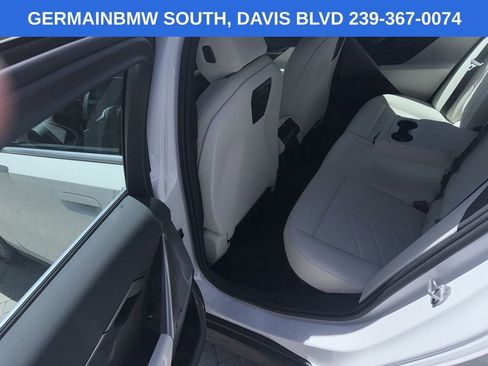 Certified 2024 BMW 530i w/ Premium Package RWD image 34