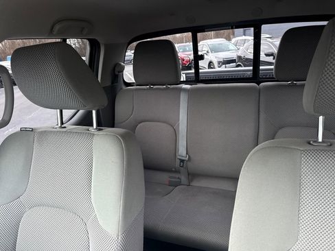 Used 2016 Nissan Frontier SV image 28