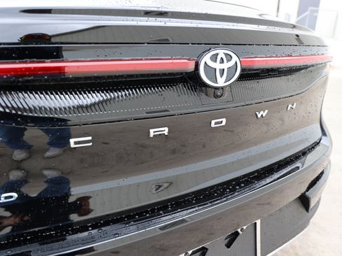 Certified 2026 Toyota Crown XLE image 12