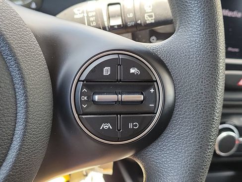 Certified 2023 Kia Soul LX FWD image 10