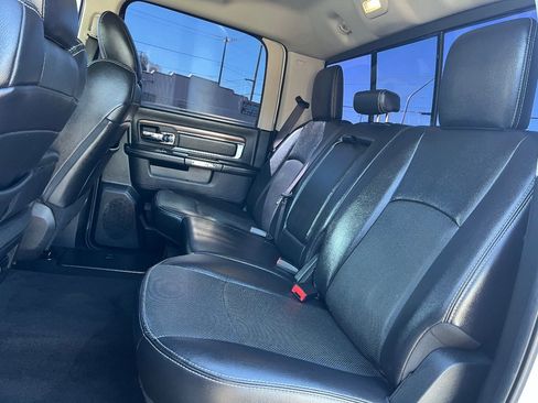 Used 2017 RAM 1500 Laramie image 28